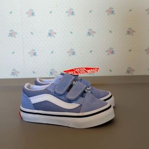 SOLD NWT Vans Toddler Old Skool Velcro Toddler Size 4